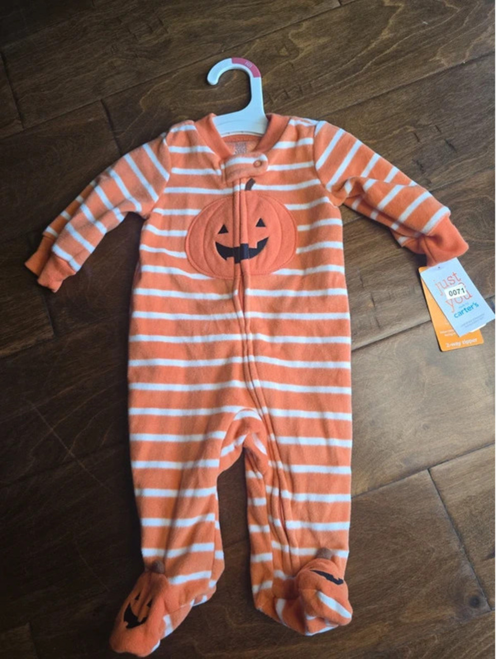 3m brand new halloween pajamas from carter's item.71G6